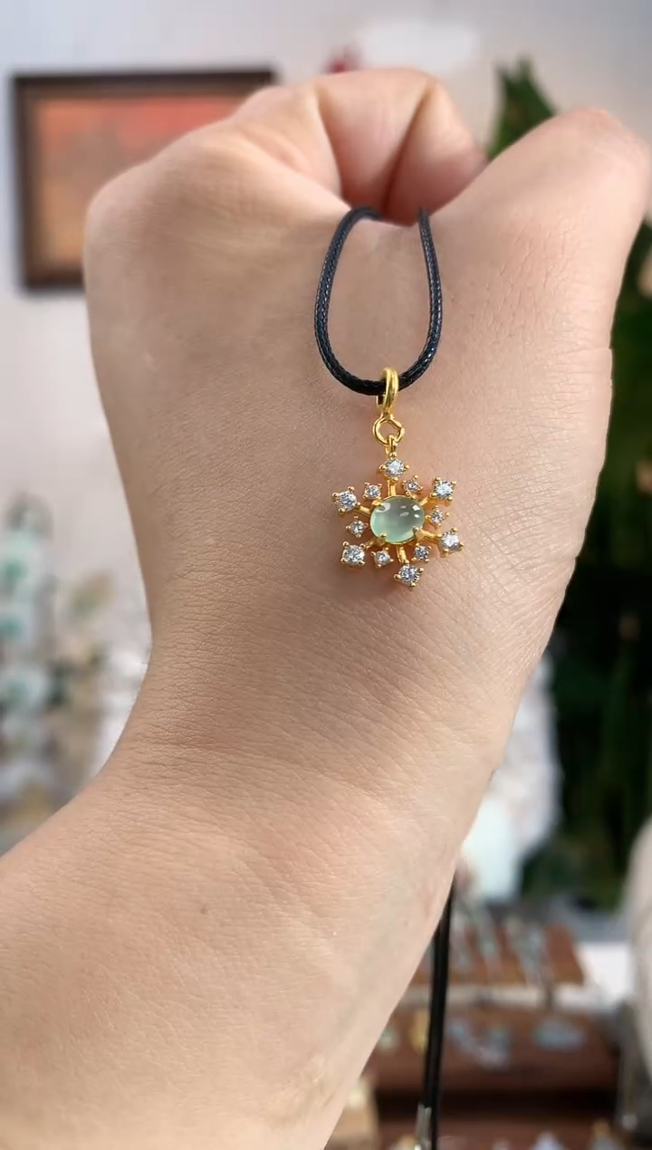 【闪购商品】翡翠银S925镶嵌颈饰吊坠