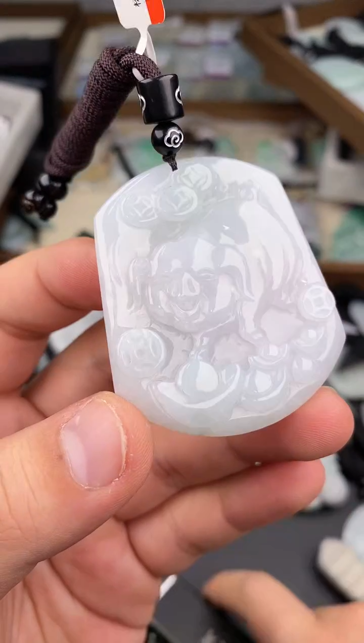 【闪购商品】翡翠颈饰未镶嵌  天然翡翠，一物一图