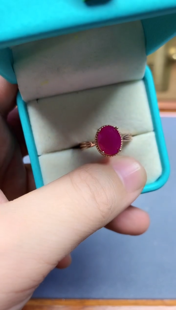 【闪购商品】红宝石戒指银S925镶嵌........