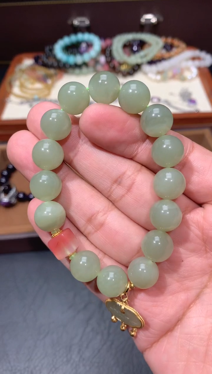 未镶嵌手链和田玉F17