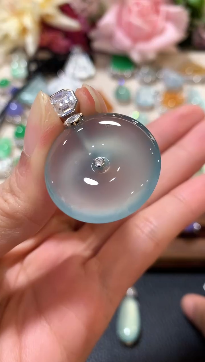 吊坠(不含链)18K金镶嵌翡翠笑*m90 