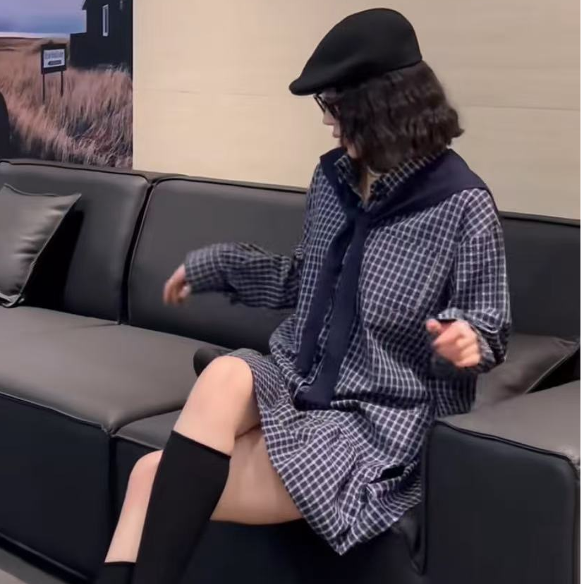 2025新款秋季大码女装时尚减龄宽松显瘦洋气披肩格子衬衫中长款