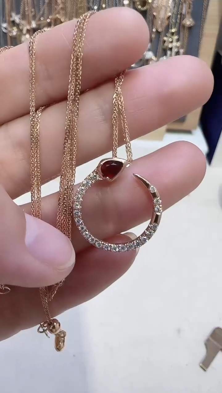 【闪购商品】天然钻石套链18K金镶嵌多样性发货发其一