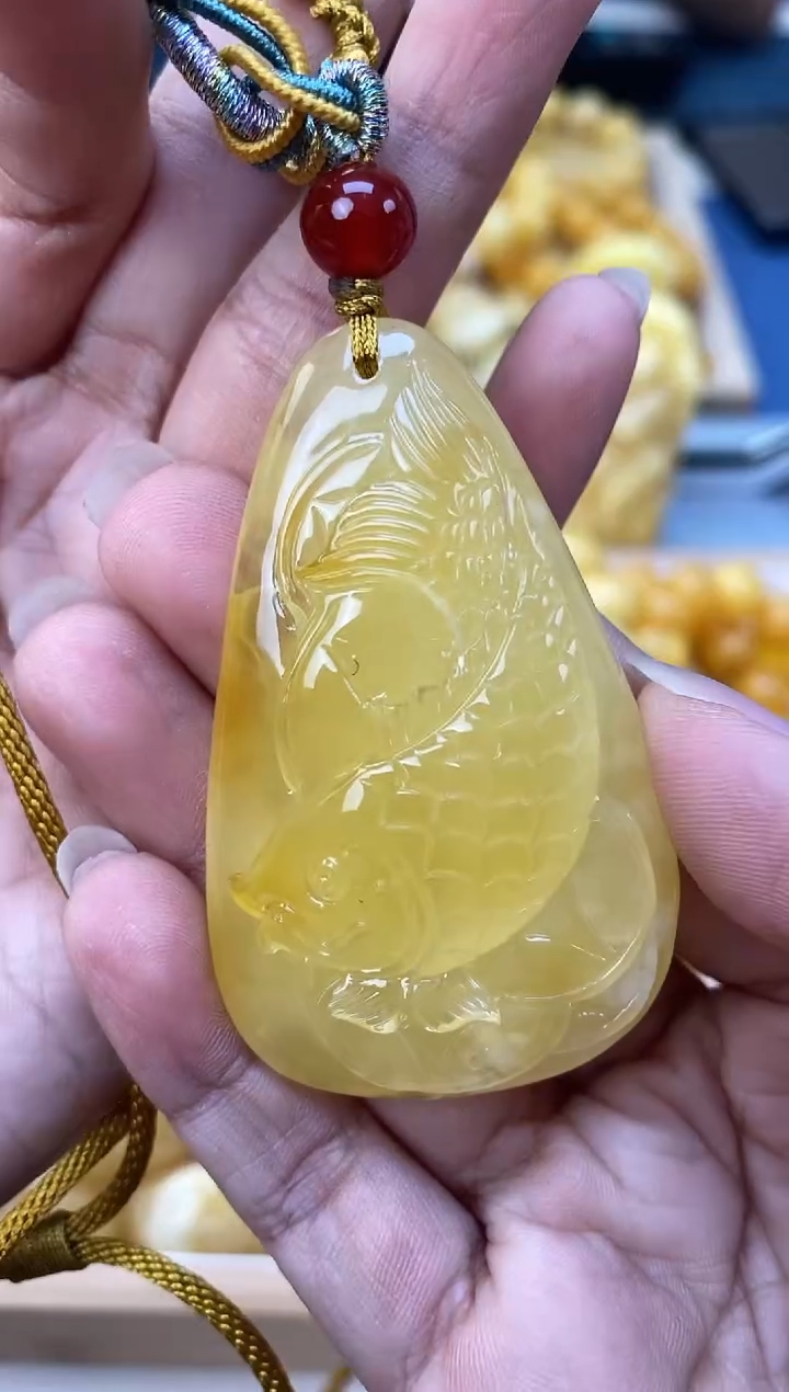 未镶嵌琥珀裸石天然琥珀蜜蜡