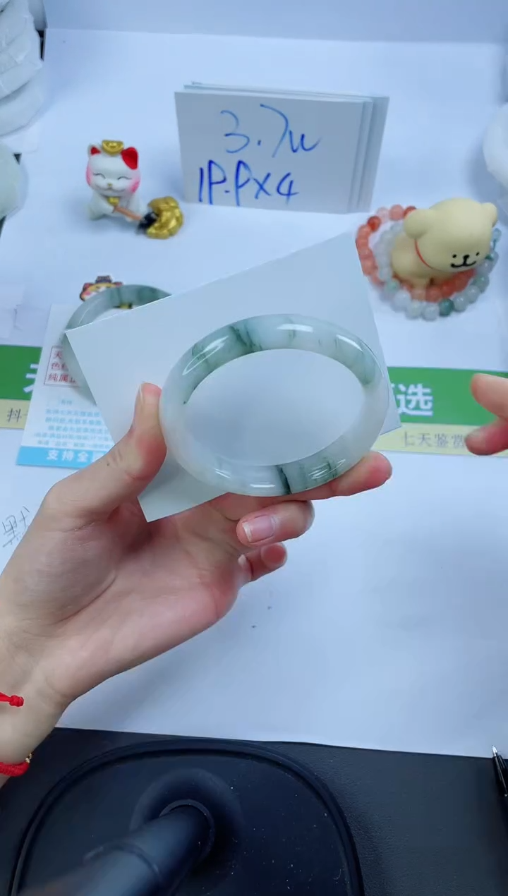 【闪购商品】石英质玉手镯未镶嵌780-56