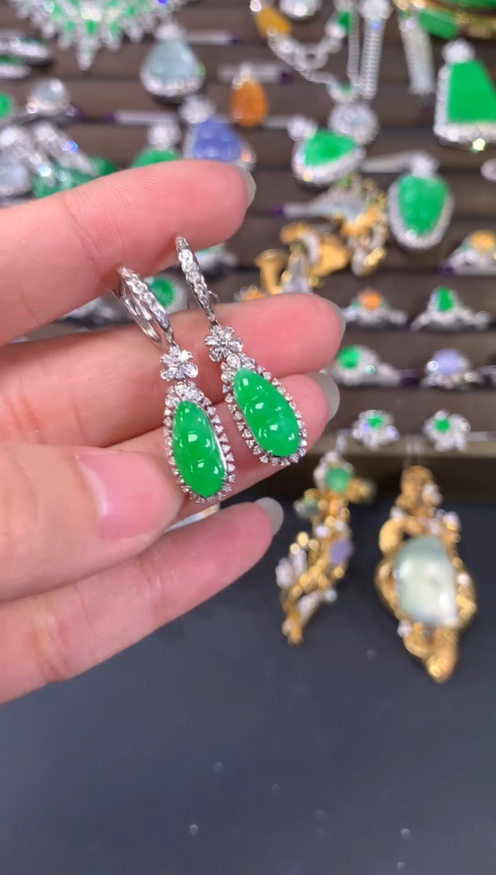 【闪购商品】翡翠耳饰18K金镶嵌A648|12800