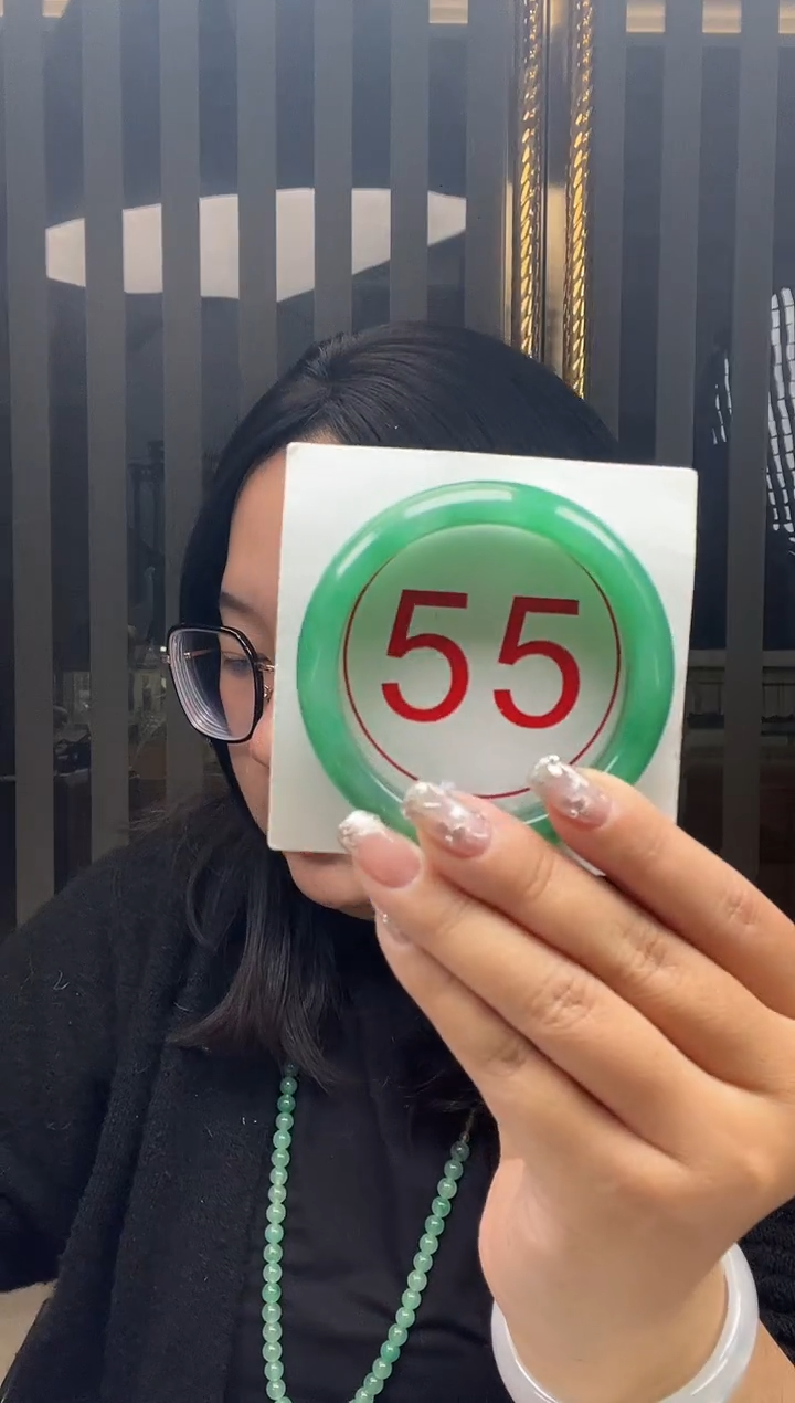 未镶嵌手镯石英质玉27