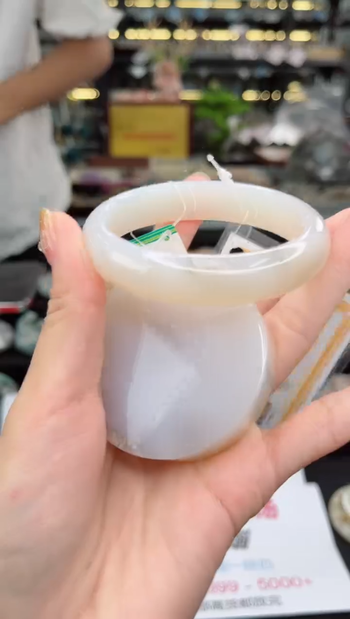 【闪购商品】石英质玉手镯未镶嵌58圈口（不退不换）1572219