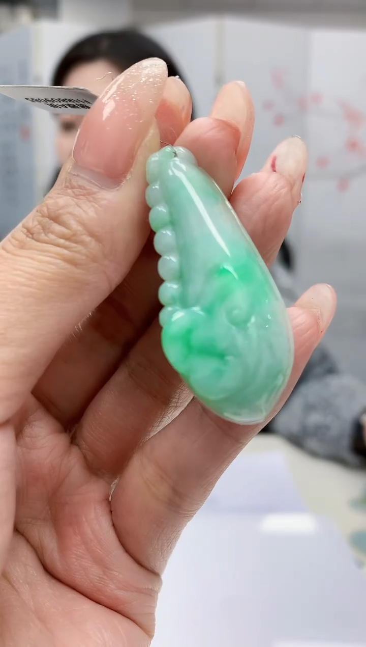 【闪购商品】定制翡翠未镶嵌0405MM-毛货挂件78