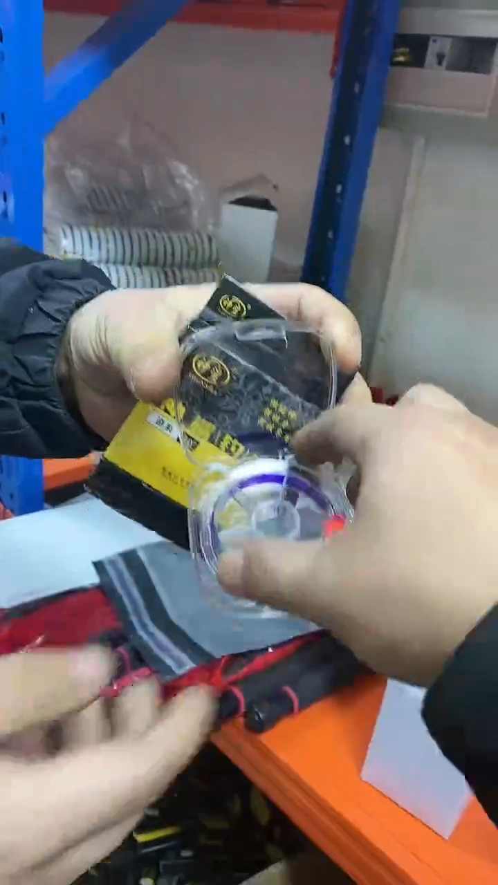 神鲨主线   1.0到手四盒