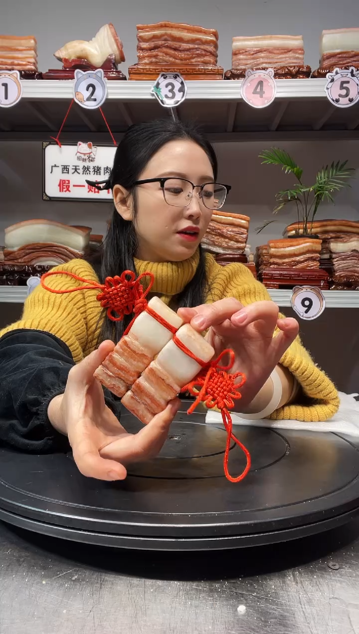 【闪购商品】天然石材柳州猪肉石