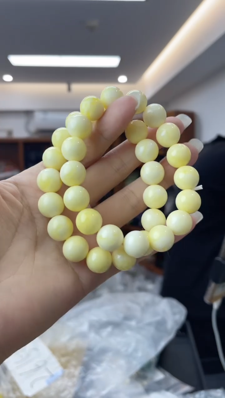 【闪购商品】蜜蜡裸石未镶嵌多样性一件发货