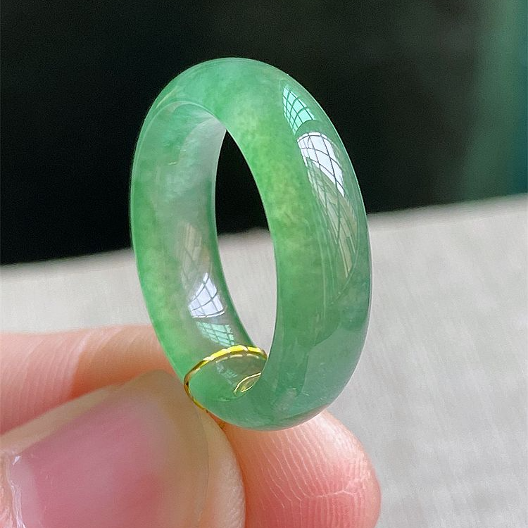 12号圈口冰种满绿翡翠戒指 缅甸天然A货玉戒圈内径16.3mm