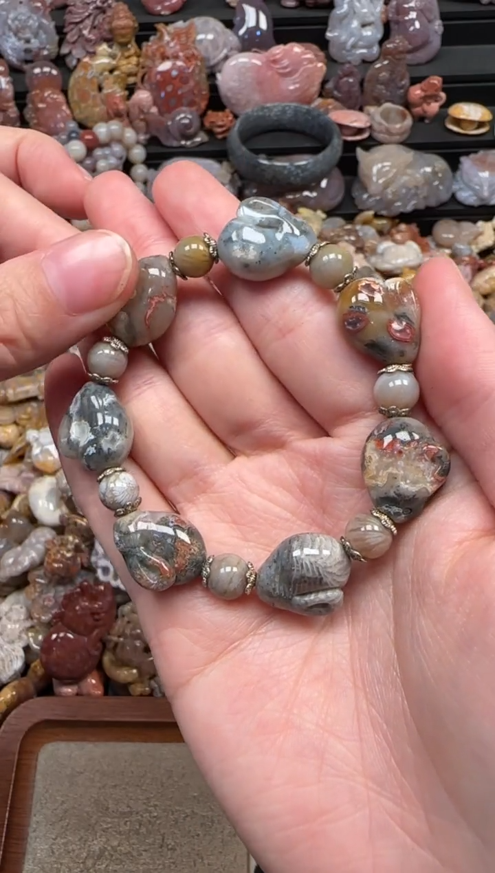 颈饰未镶嵌硅化珊瑚（珊瑚玉）326