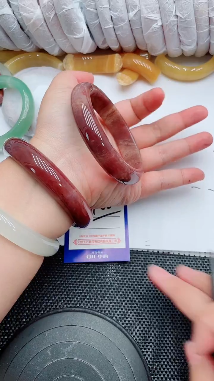 未镶嵌手镯石英质玉129-61-62