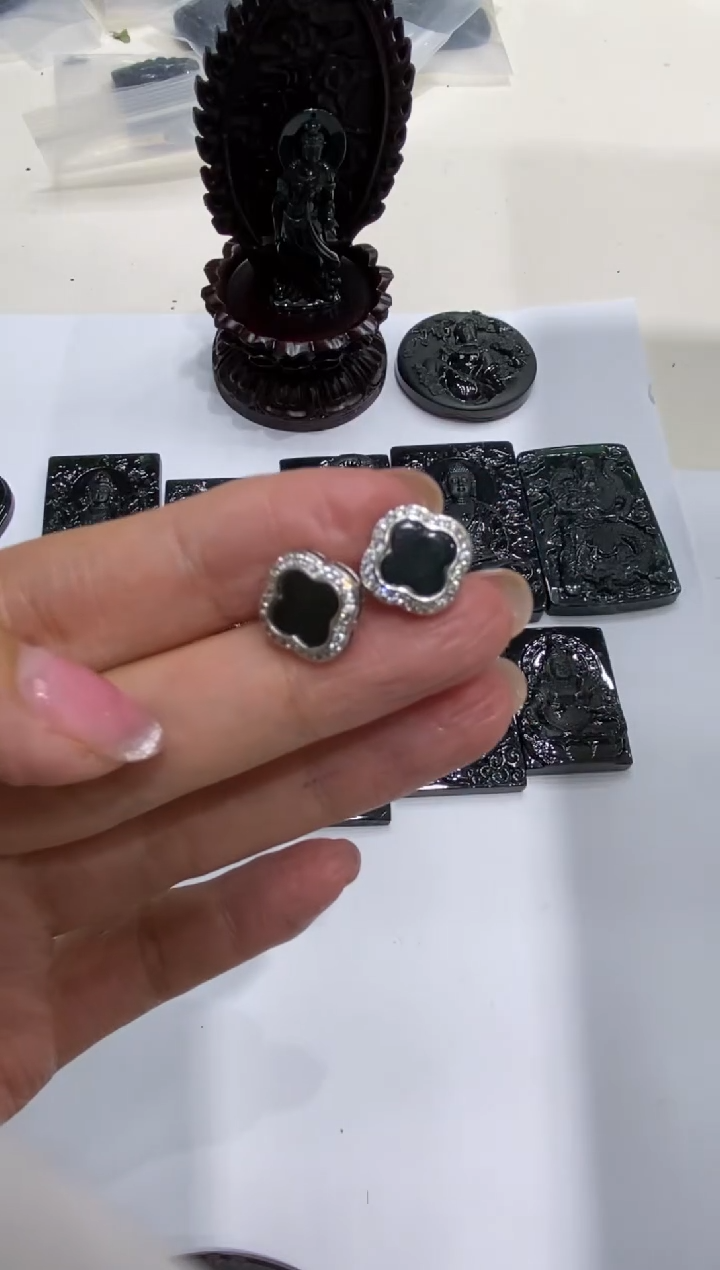 【闪购商品】翡翠颈饰合金1005931/苏/耳坠一对多样性一件发