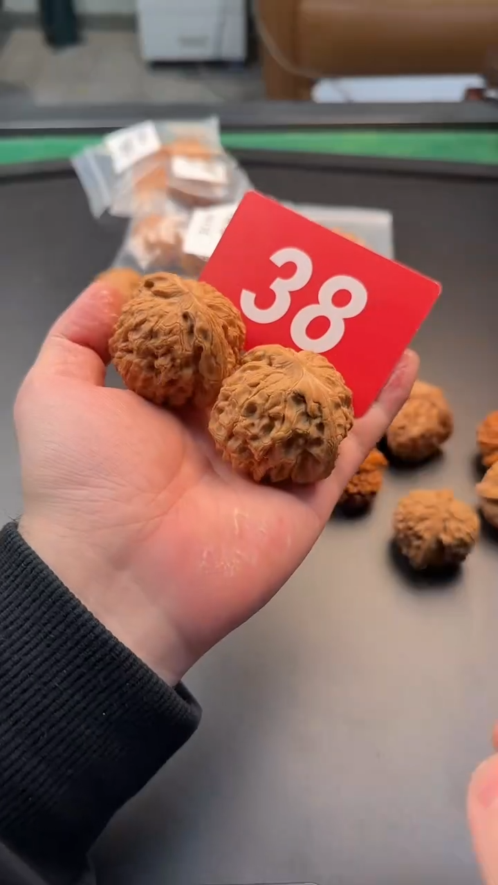 把件文玩核桃52龙鼎