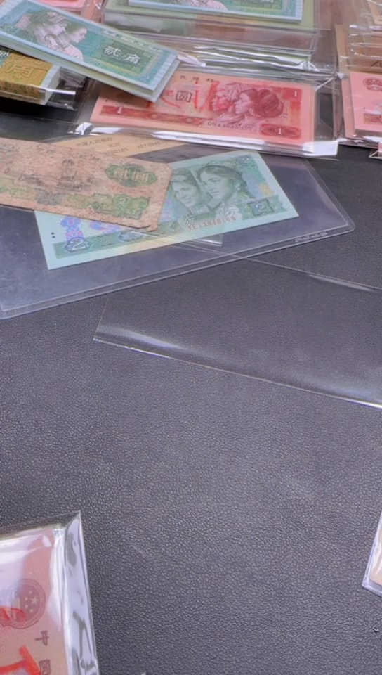 5刀货刀货刀货 中国红QG