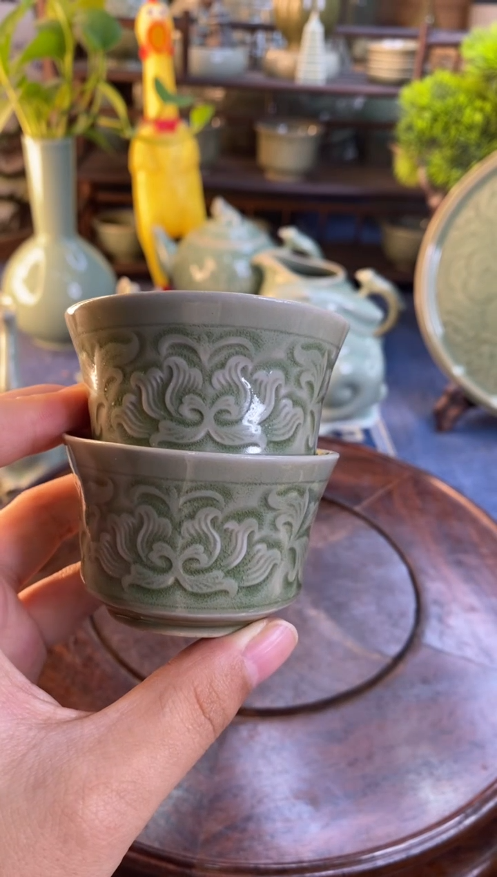 汉阙小茶杯2只 011803 微瑕