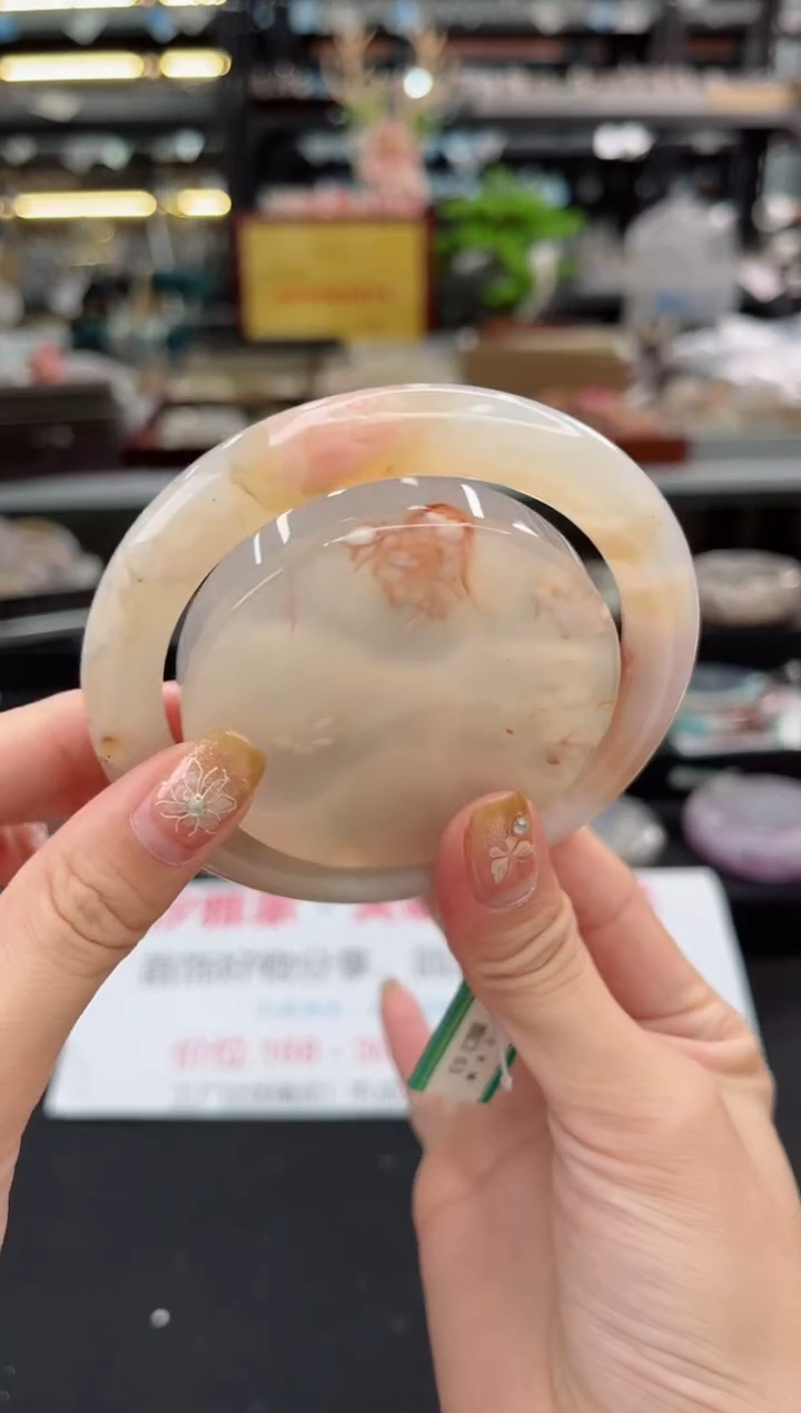 【闪购商品】石英质玉手镯未镶嵌63圈口（赠品镯心）3508145