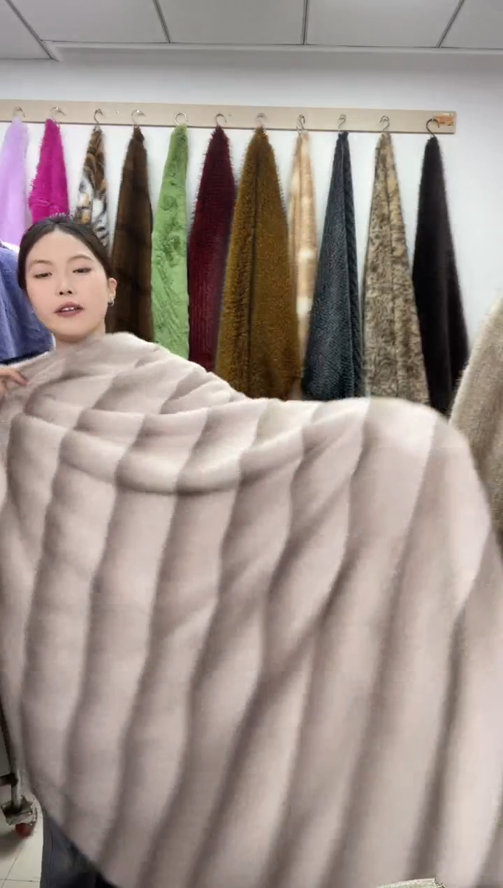 狐狸毛D965尺寸1.8*1