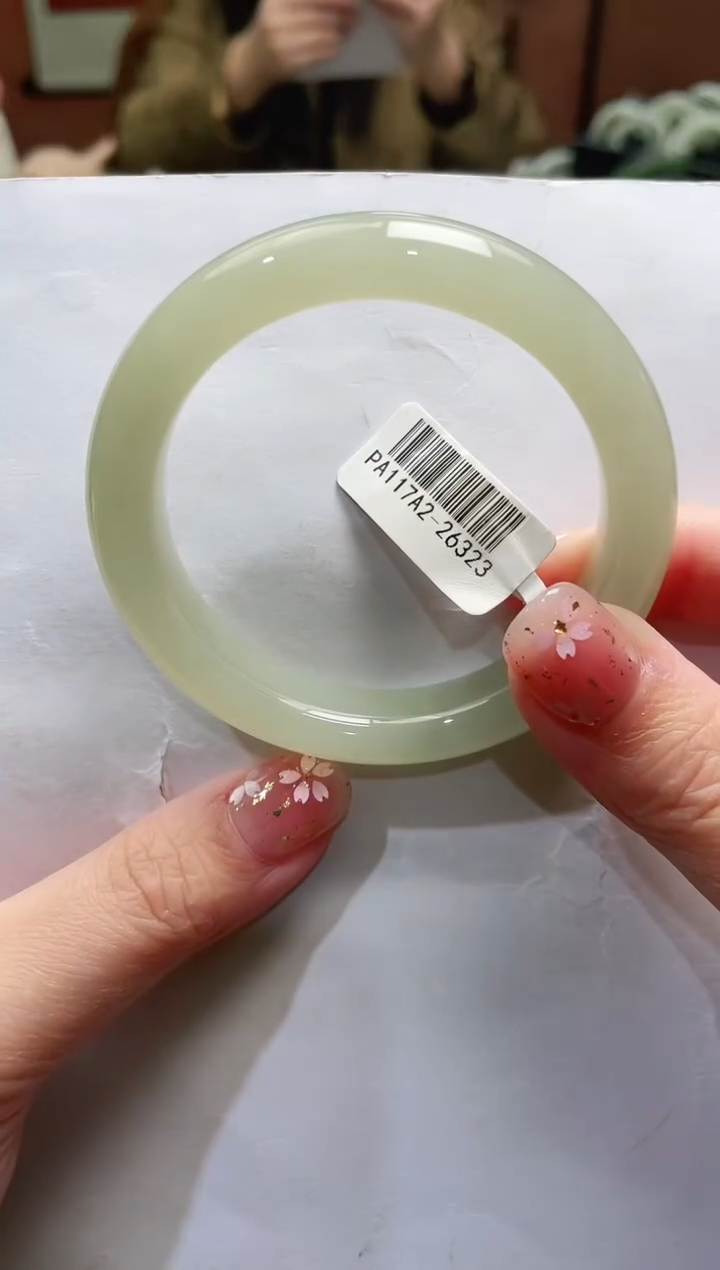 【闪购商品】和田玉手镯未镶嵌53+圈口