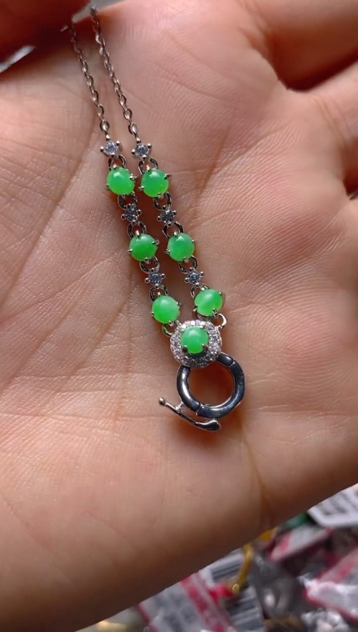 银S925镶嵌戒指翡翠百内无证书