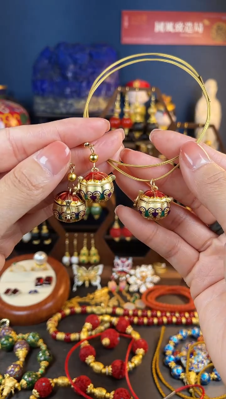 【闪购商品】柿柿如意珐琅耳钩+吊坠