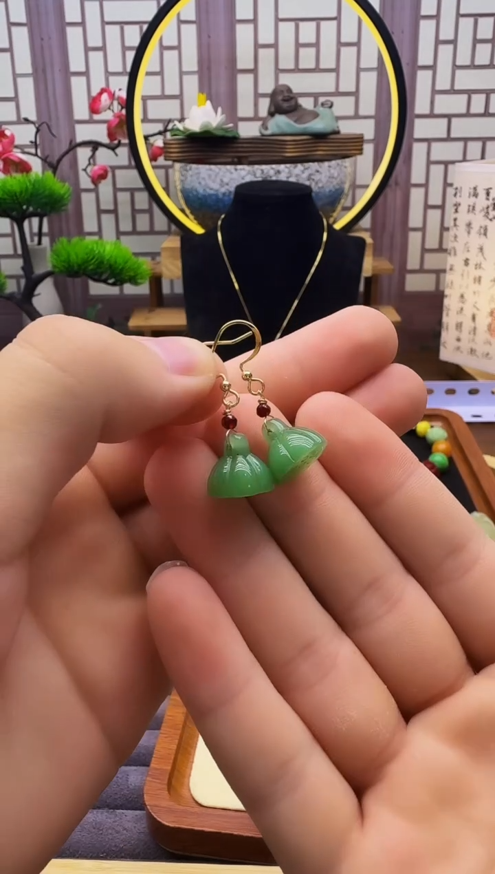 和田玉14K金镶嵌耳饰E59