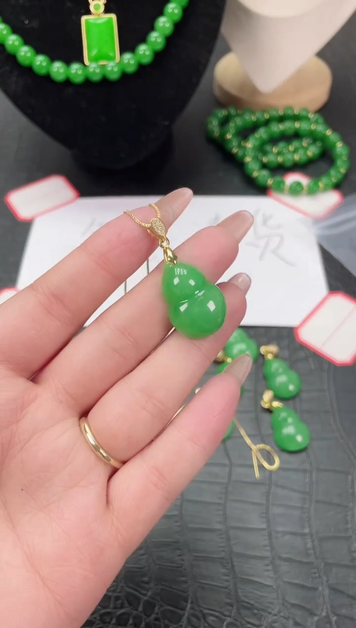 未镶嵌翡翠耳饰冰糯葫芦吊坠