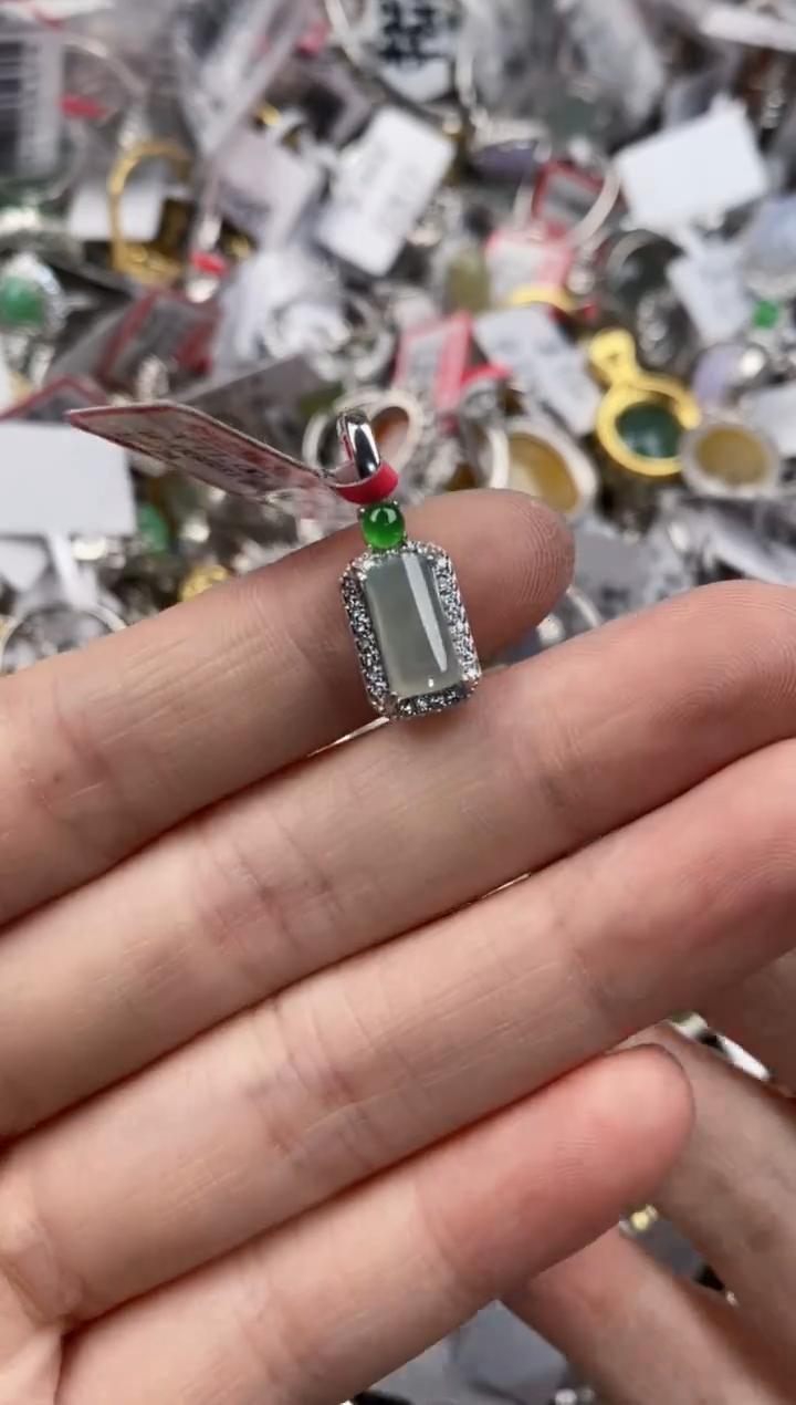 银S925镶嵌戒指翡翠333              8