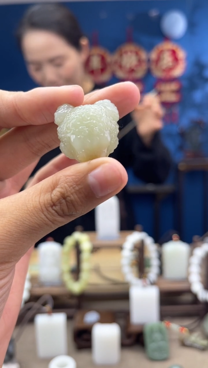 【闪购商品】和田玉颈饰未镶嵌1