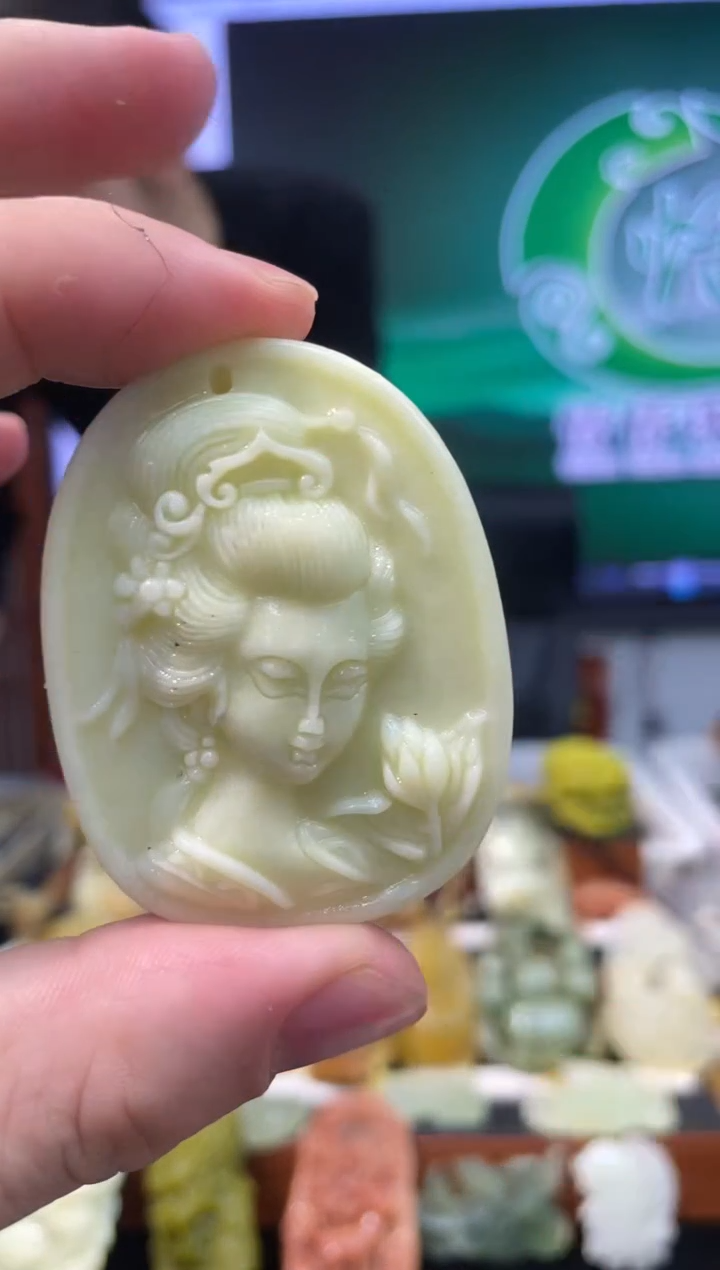 【闪购商品】岫玉吊坠未镶嵌·多样性发货*拍一发一