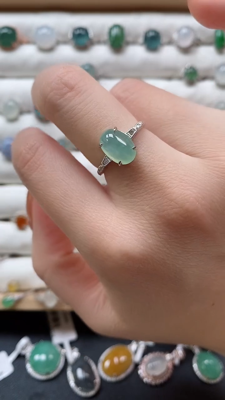 【闪购商品】翡翠戒指银S925镶嵌一物一证一礼盒