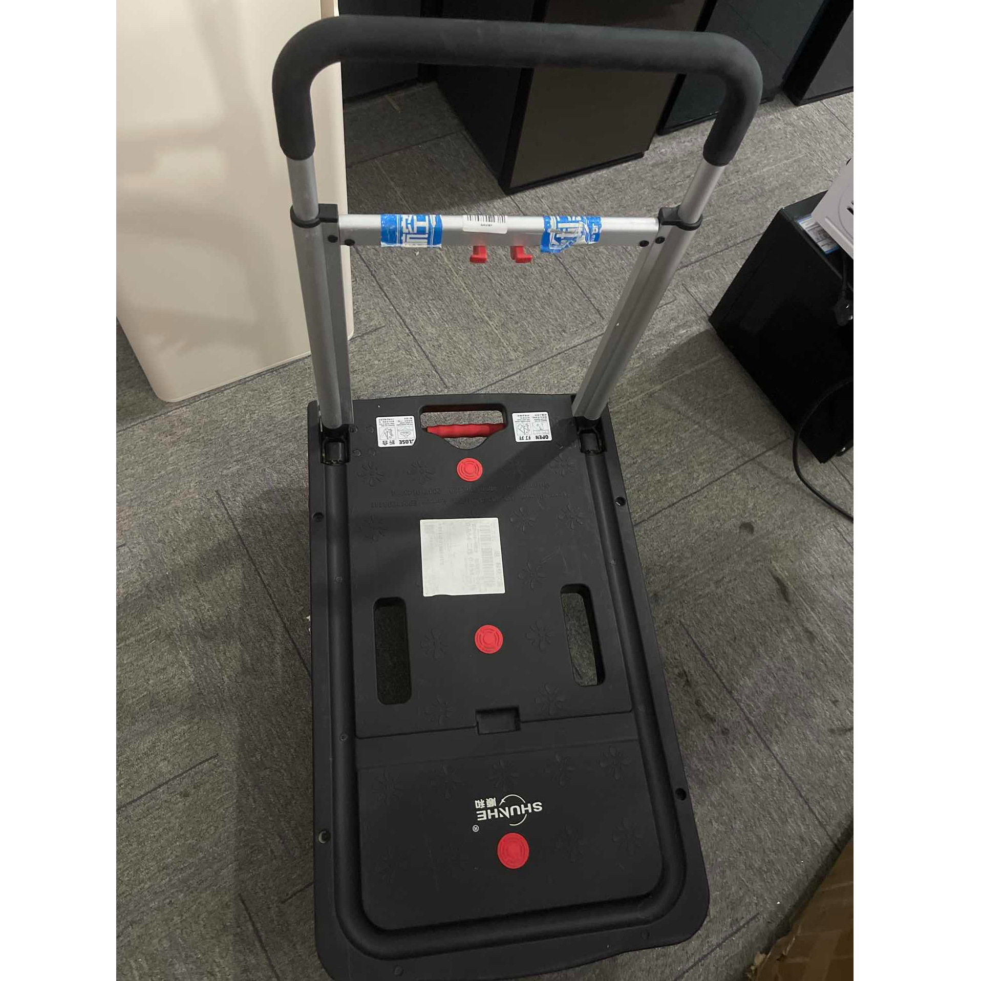 9新  【二手】顺和武汉仓拖车轻微划痕功能完好