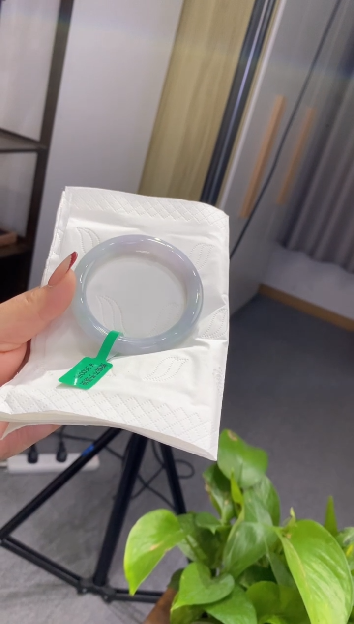 【闪购商品】翡翠手镯未镶嵌00005092