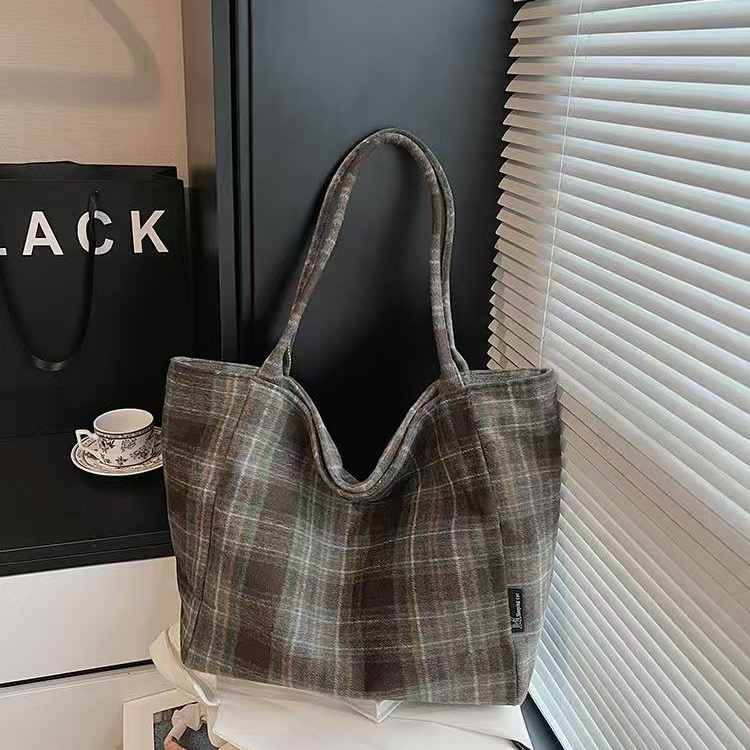 托特包防脏单肩包冷门不撞款包包休闲韩版通勤格纹