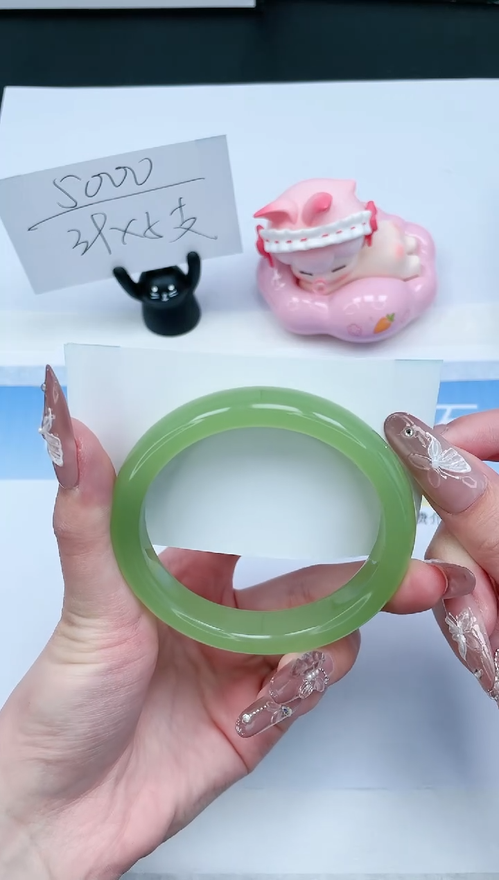 【闪购商品】石英质玉未镶嵌手镯121-60