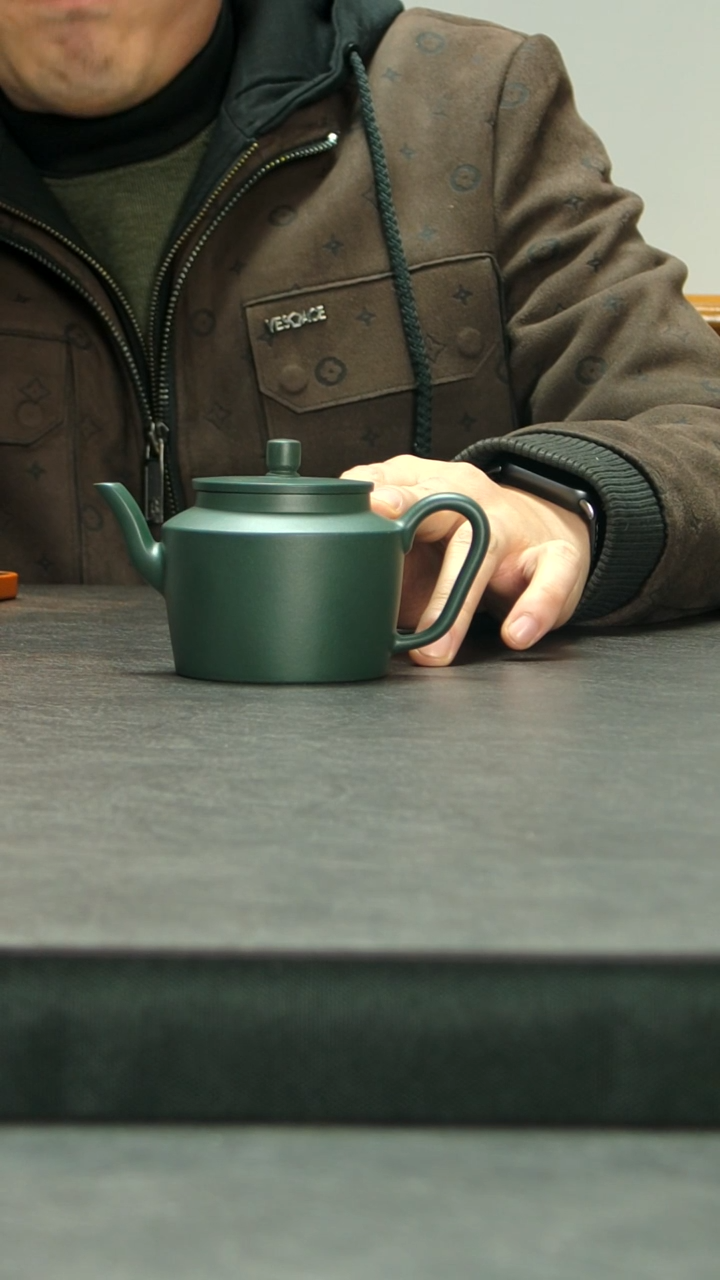 茶壶紫砂秋****雪折肩宫灯