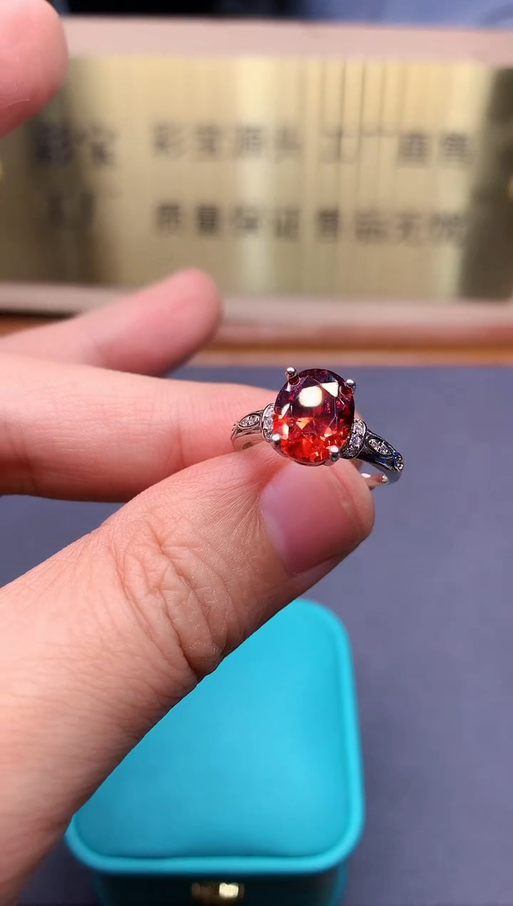【闪购商品】石榴石戒指银S925镶嵌........