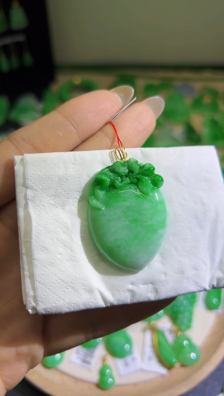 【闪购商品】翡翠颈饰18K金镶嵌Q缅料A货翡翠/支持复检/一件