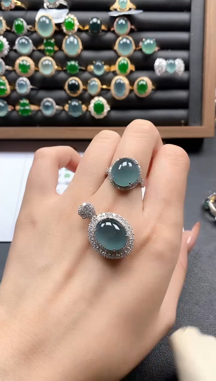 银S925镶嵌戒指翡翠1