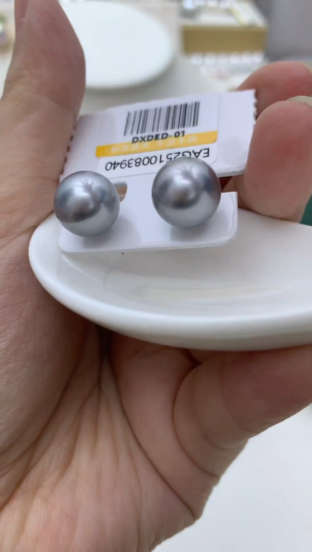 铂Pt900镶嵌耳饰海水珍珠e46 