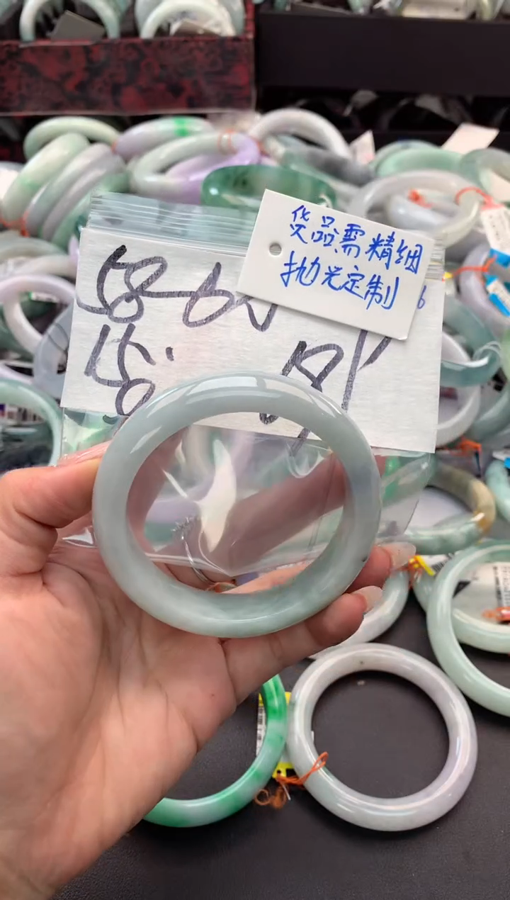 【闪购商品】定制翡翠未镶嵌毛货需精细抛光+多人