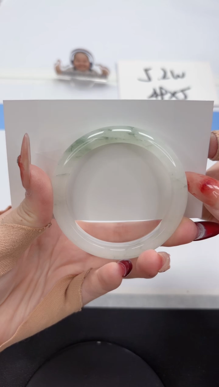 【闪购商品】石英质玉手镯未镶嵌A351-52.2