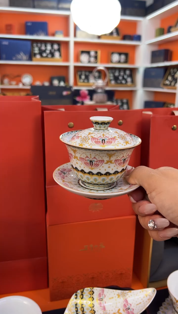 瓷片小乔闪电购链接