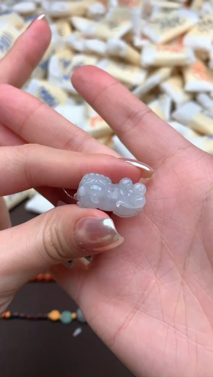 【闪购商品】翡翠挂件未镶嵌一