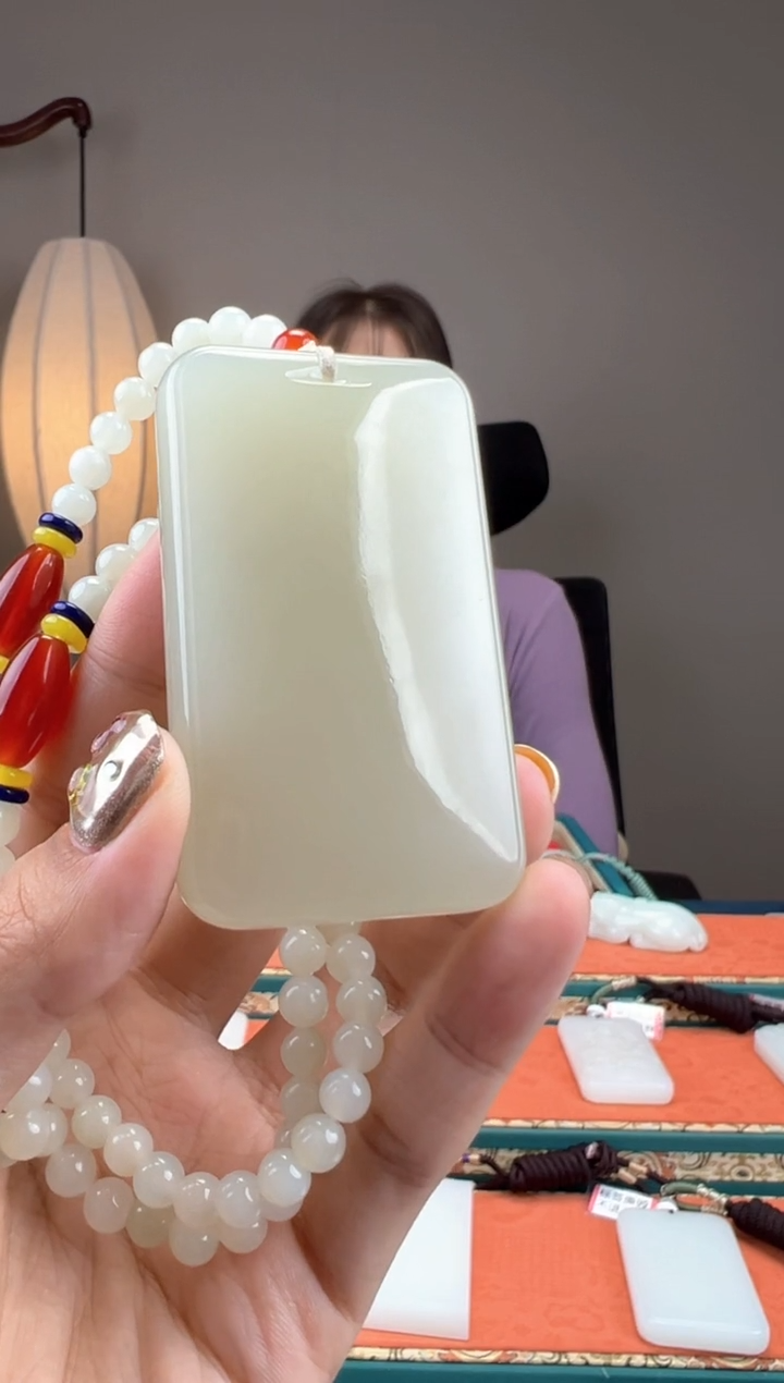 【闪购商品】和田玉颈饰未镶嵌1