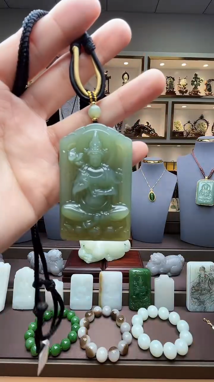 【闪购商品】和田玉颈饰未镶嵌苏