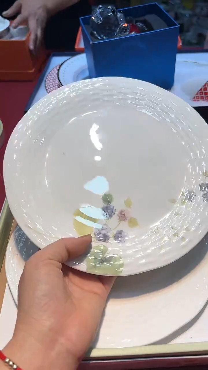 【闪购商品】瓷片锅碗瓢盆一件不剩